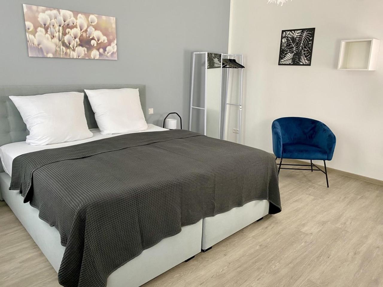 Discovair - Eisenach Karl14 - Vollausgestattete Apartments Mit Netflix In Der Fussgaengerzone Rom bilde