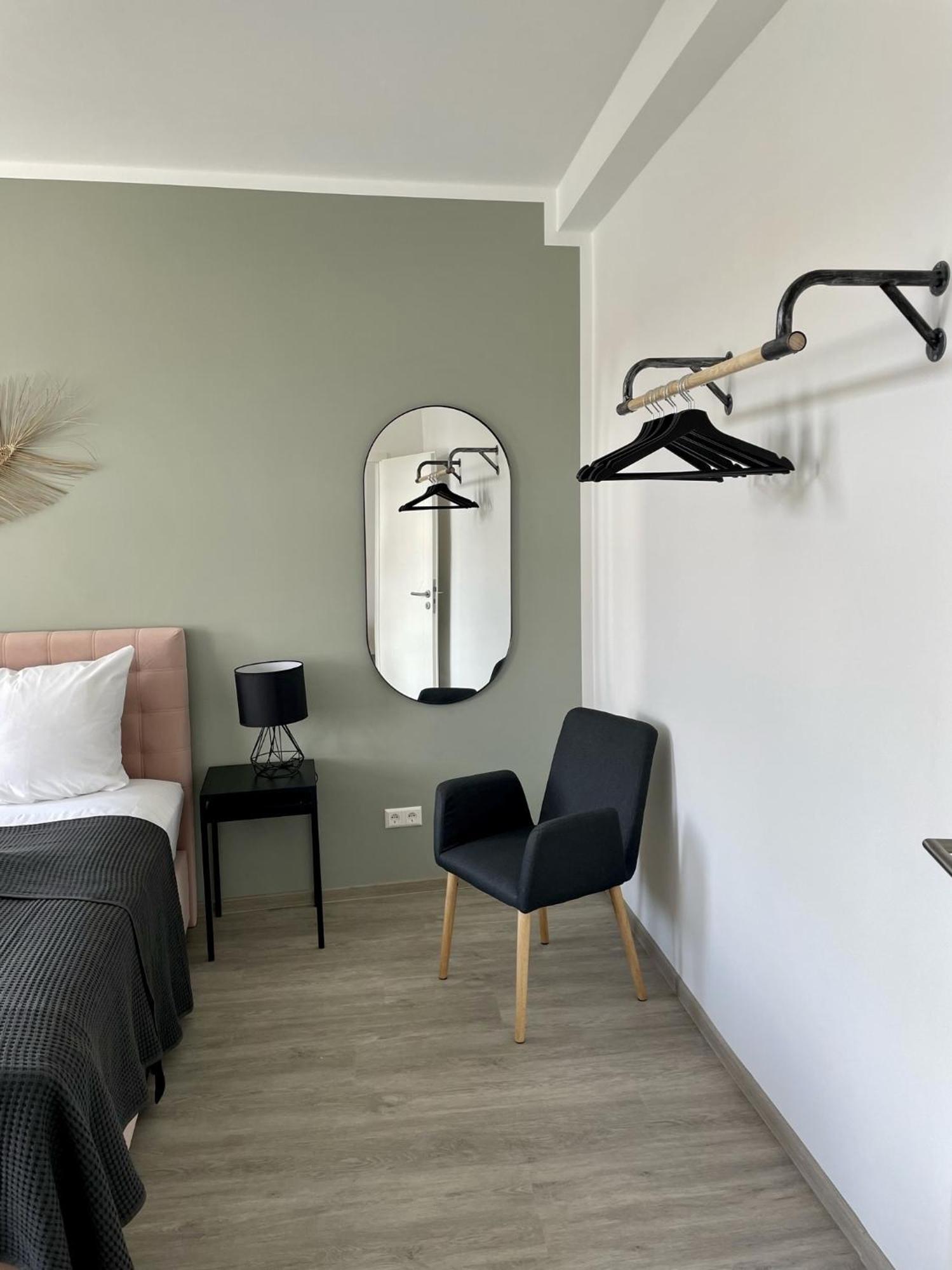 Discovair - Eisenach Karl14 - Vollausgestattete Apartments Mit Netflix In Der Fussgaengerzone Rom bilde